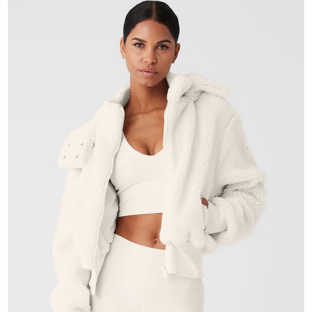 Alo White Teddy